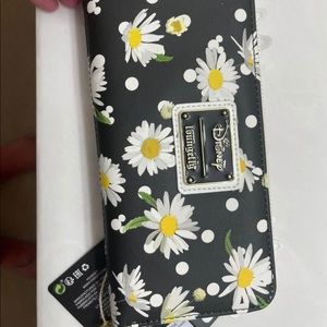 New with tags large Disney loungefly wallet